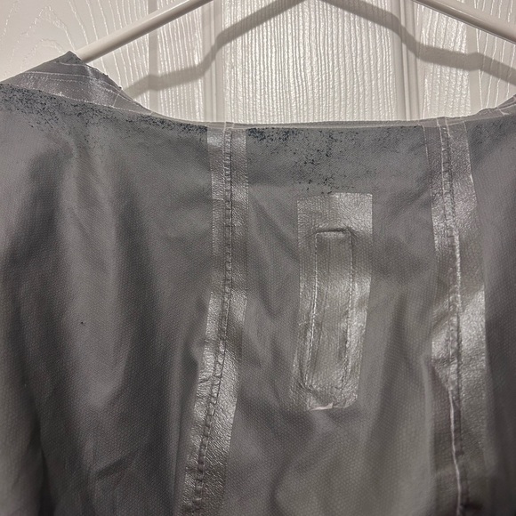 Black under armour rain jacket. Size medium - Picture 5 of 5